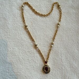 Vintage Rare Fendi Red Cabochon Faux Pearl Gold Tone Long Necklace